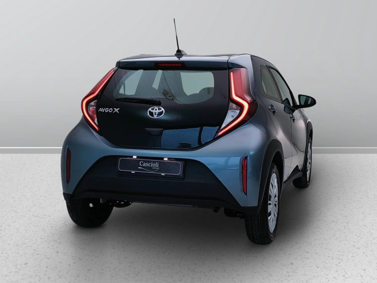 6 - Toyota AYGO X AYGO X 10B MT ACTIVE MY24