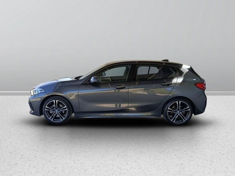 6 - BMW Serie 1 118 D M SPORT