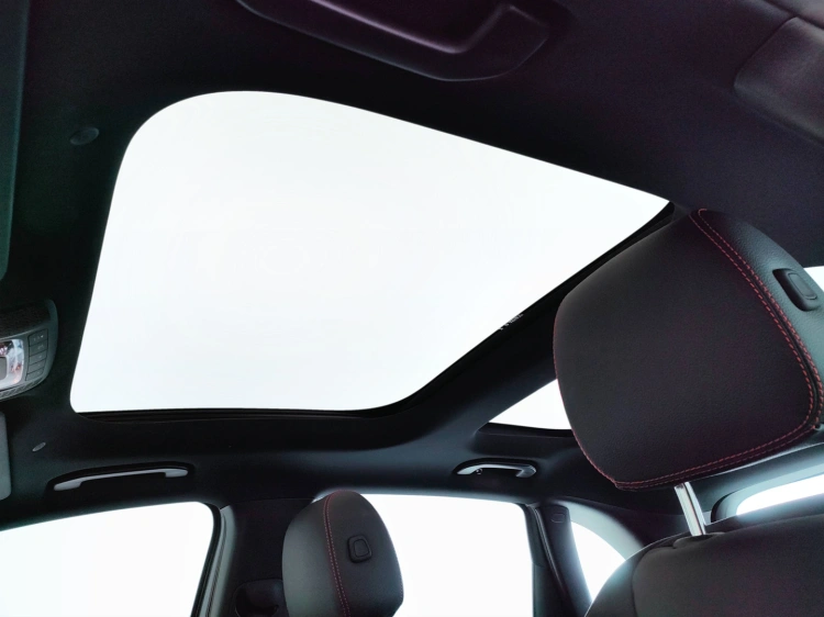 13 - Mercedes-Benz Classe B 180 d AMG Line Premium Plus auto