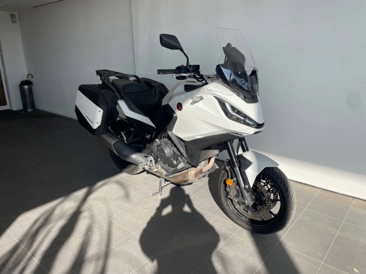 3 - Honda NT NT 1100 Abs my22