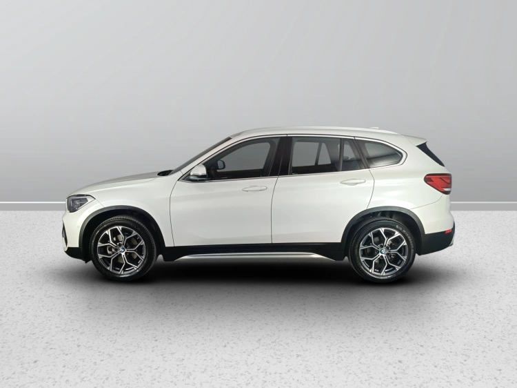 3 - BMW X1 X1 xdrive18d xLine Plus auto