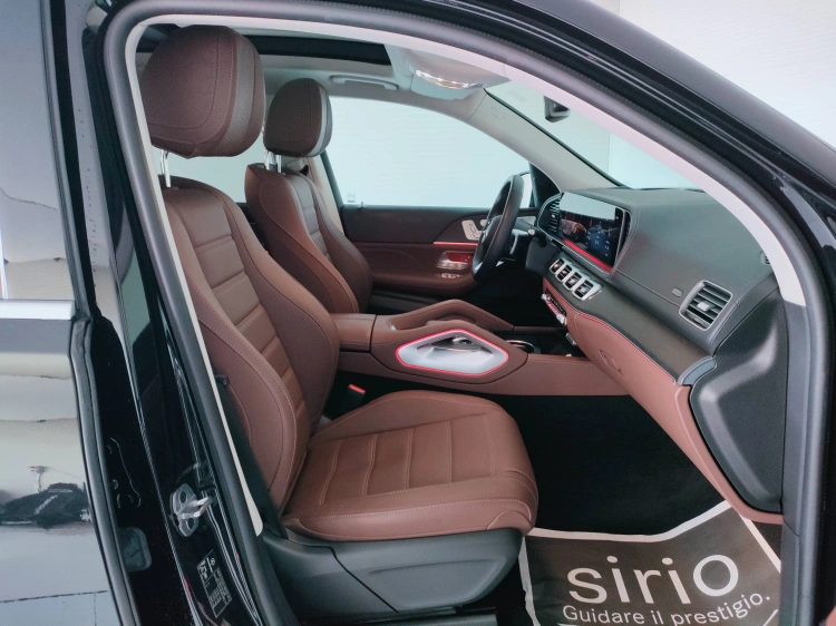 13 - Mercedes-Benz GLS 450 d AMG Line Premium Plus 4matic auto