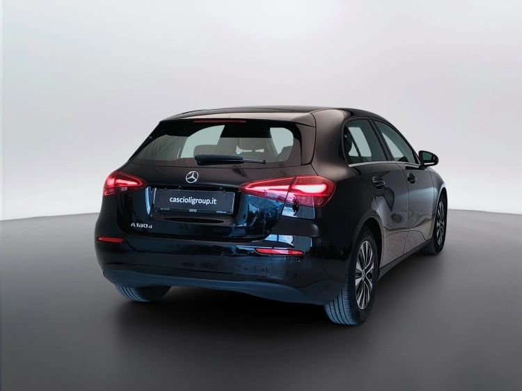 5 - Mercedes-Benz Classe A 180 d Advanced auto