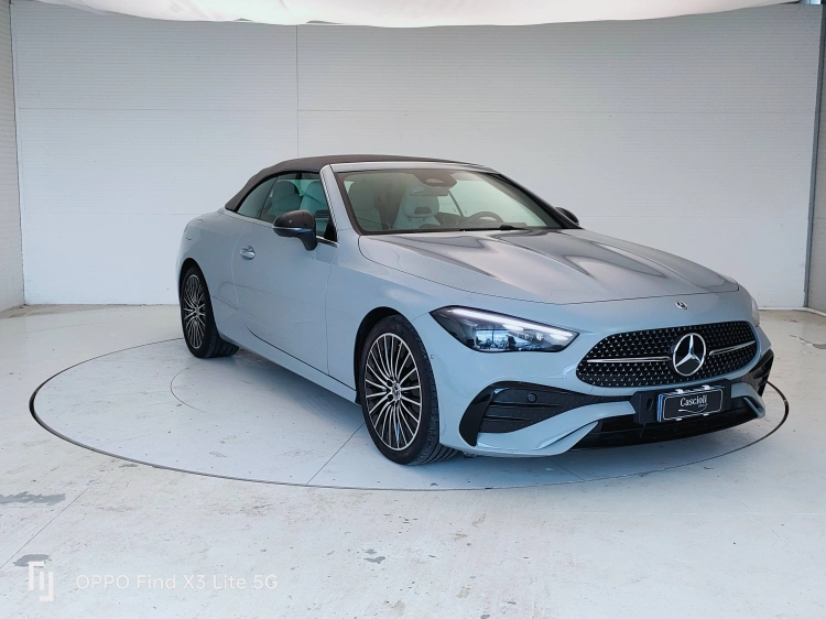 3 - Mercedes-Benz CLE Cabrio 220 d AMG Line Advanced auto