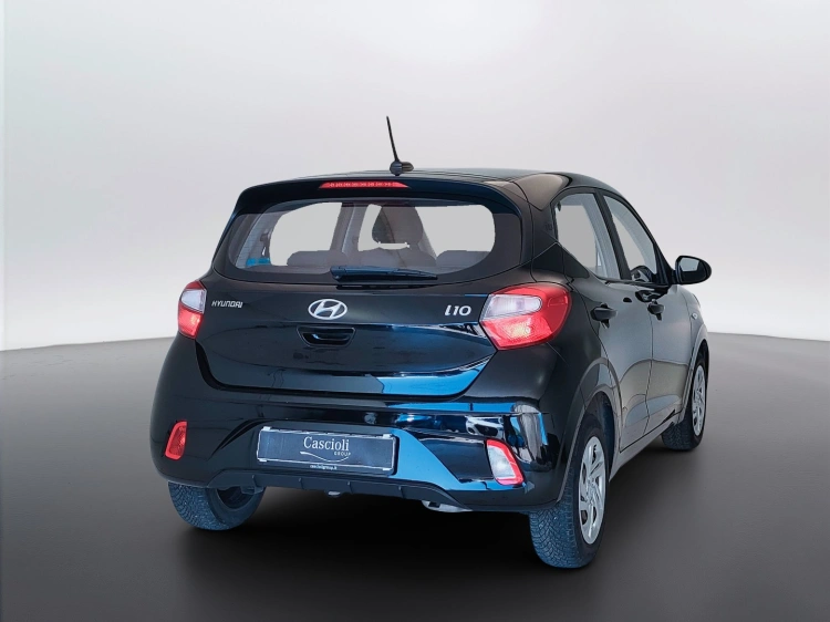 5 - Hyundai i10 i10 1.0 mpi Advanced