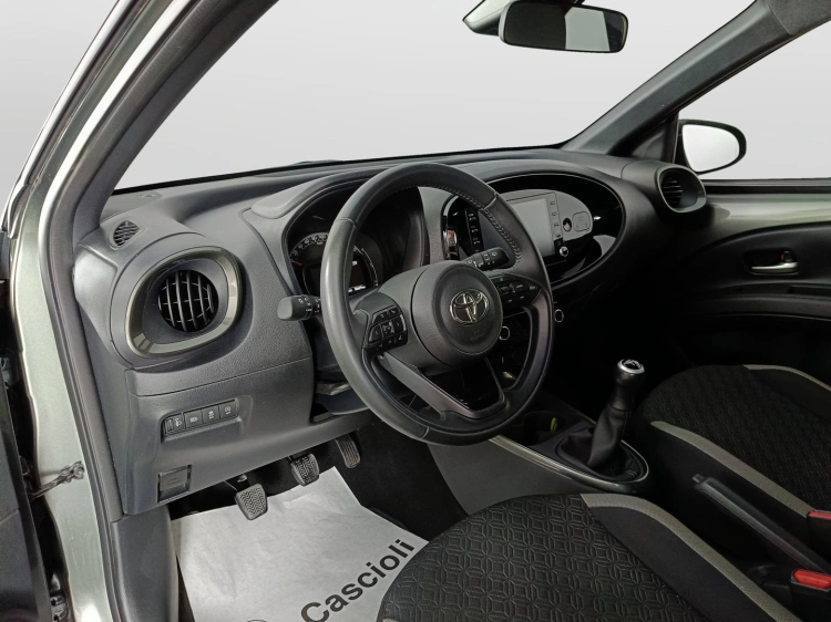 7 - Toyota Aygo X Aygo X 1.0 Trend 72cv