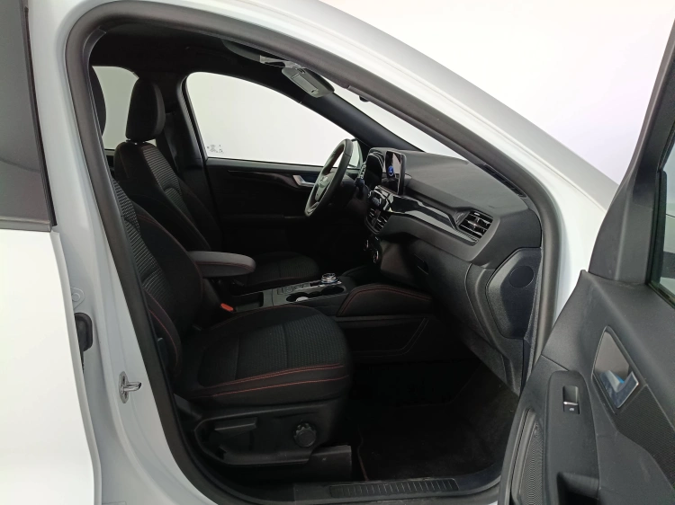 11 - Ford Kuga Kuga 2.5 full hybrid ST-Line 2wd 190cv cvt