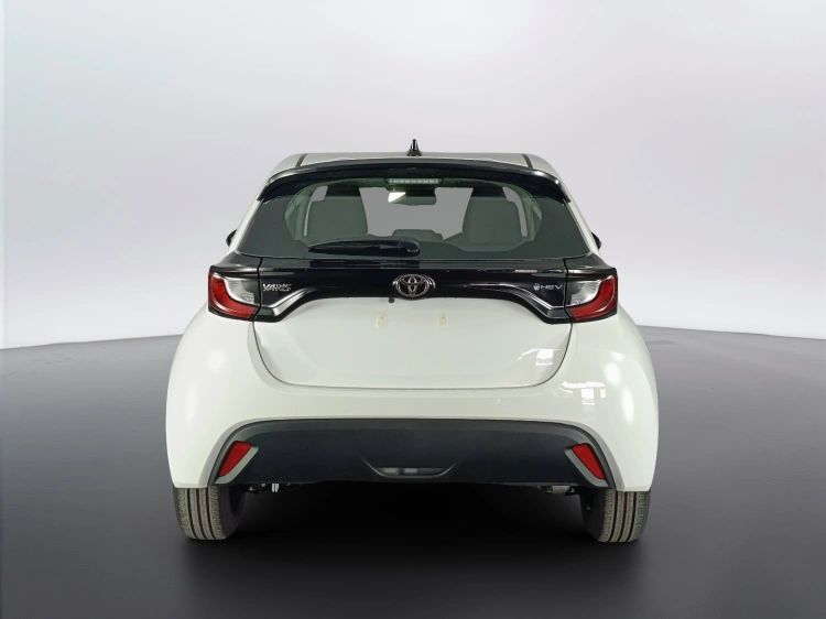 5 - Toyota Yaris YARIS 15H ECVT 5P ACTIVE MY25