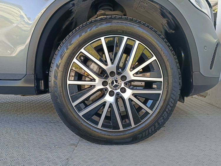 17 - Mercedes-Benz GLC 300 de phev (eq-power) Sport 4matic auto