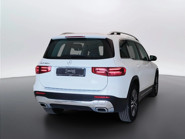 5 - Mercedes-Benz GLB 180 d Progressive Advanced auto