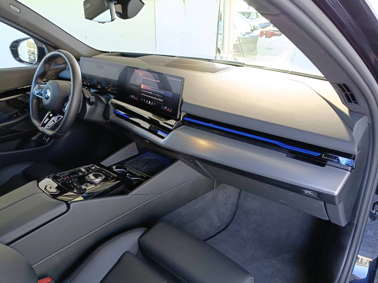 10 - BMW Serie 5 520d Touring 48V xdrive MSport Pro auto