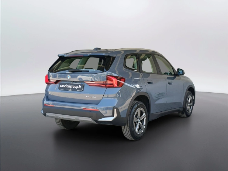 5 - BMW X1 X1 sdrive18d auto