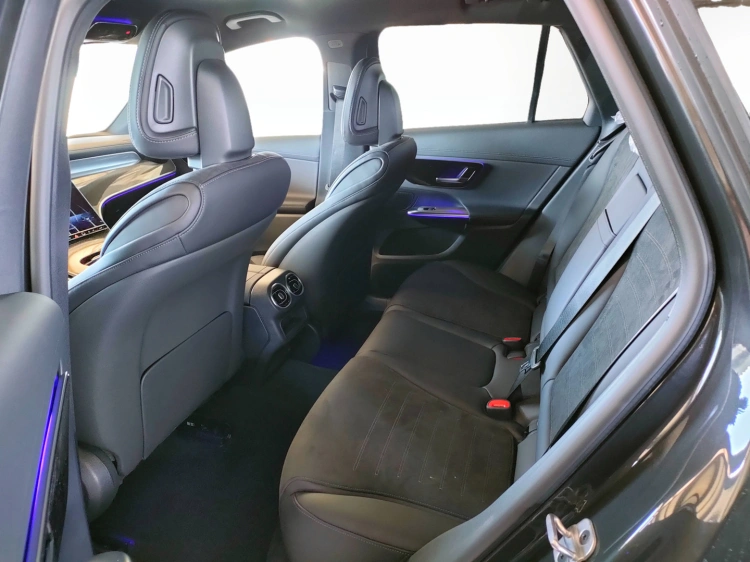 9 - Mercedes-Benz GLC 300 d 4MATIC