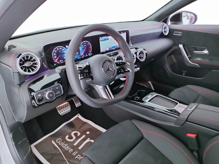 12 - Mercedes-Benz CLA 200 d Automatic Coupe'