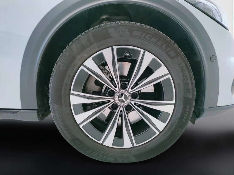 8 - Mercedes-Benz Classe C SW All-Terrain 220 d mhev Premium 4matic auto
