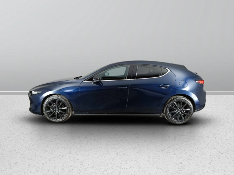 6 - Mazda 3 3 5p 2.0 m-hybrid Evolve 150cv
