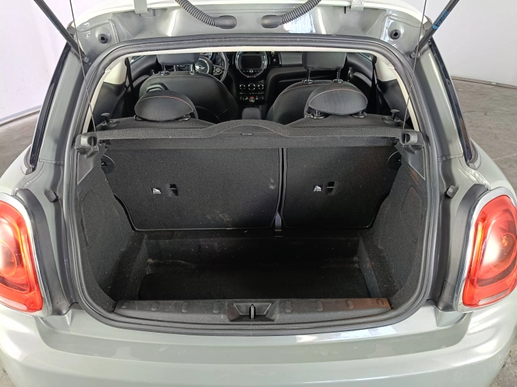 14 - MINI Cooper Mini 1.5 Cooper D 3p