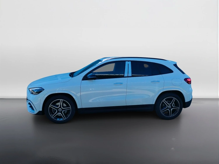 3 - Mercedes-Benz GLA 200 d Automatic 4MATIC