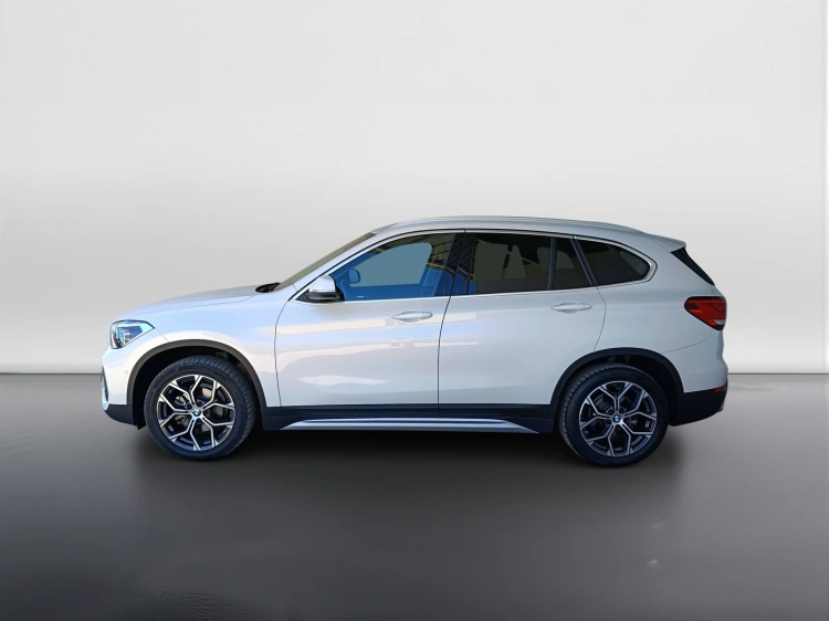 6 - BMW X1 X1 sdrive16d xLine auto