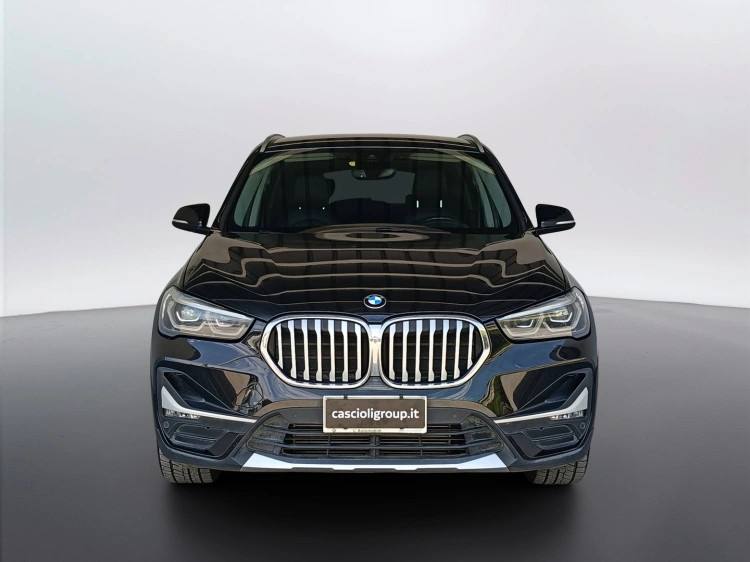 2 - BMW X1 X1 sdrive18d xLine Plus auto