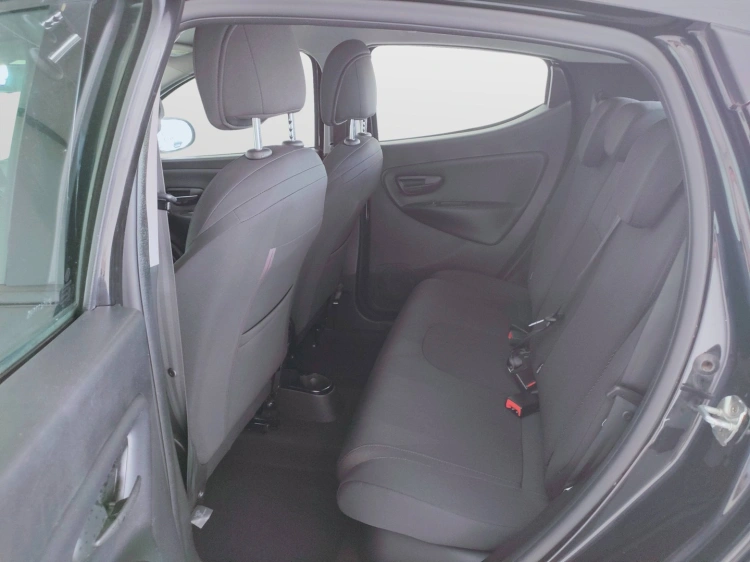 11 - Lancia Ypsilon Ypsilon 1.2 Gold s&s 69cv my19