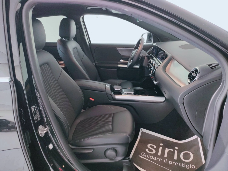 14 - Mercedes-Benz GLA 200 d Sport Plus 4matic auto