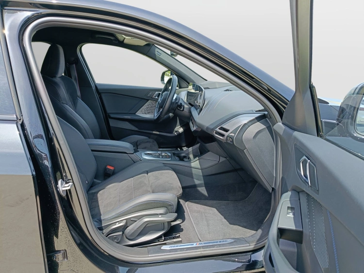 11 - BMW Serie 1 118d MSport Pro auto
