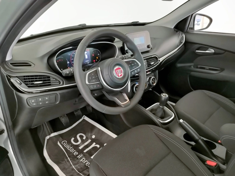 13 - Fiat Tipo Tipo 5p 1.3 mjt Business s&s 95cv