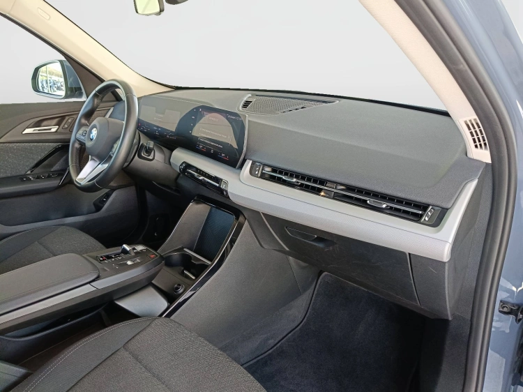 10 - BMW X1 X1 sdrive18d auto