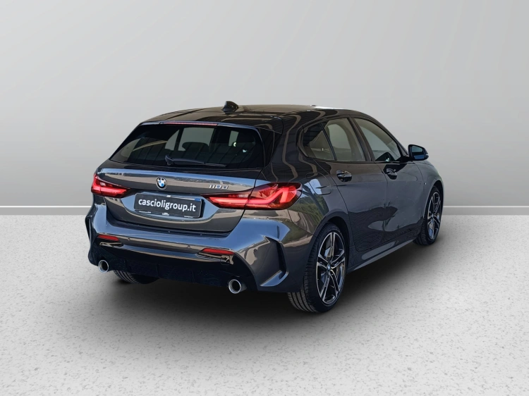 5 - BMW Serie 1 118 D M SPORT