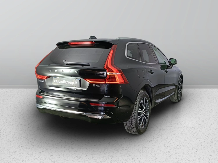 4 - Volvo XC60 XC60 2.0 B4 Inscription awd auto