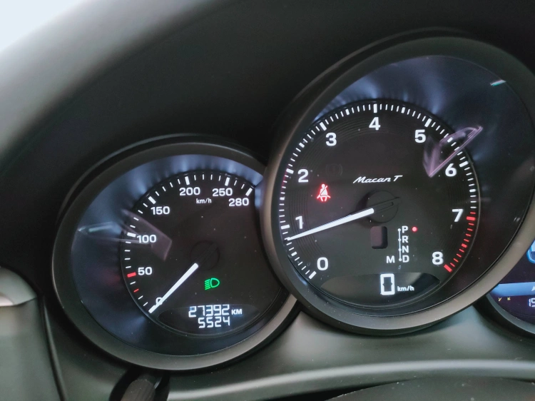 16 - Porsche Macan Macan 2.0 T 265cv pdk