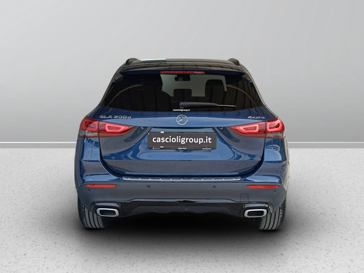 5 - Mercedes-Benz GLA 200 d Sport Plus 4matic auto