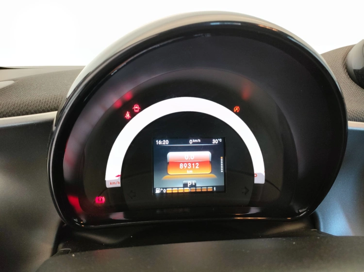 15 - smart fortwo Fortwo 1.0 Superpassion 71cv twinamic