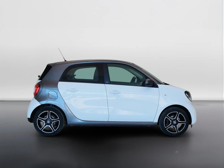 4 - smart forfour Forfour 1.0 Passion 71cv twinamic my18