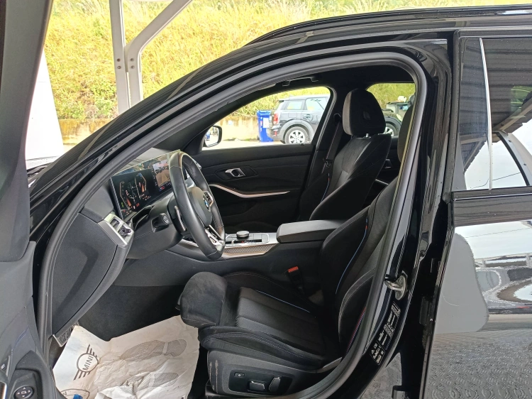 8 - BMW Serie 3 320d Touring mhev 48V Msport xdrive auto