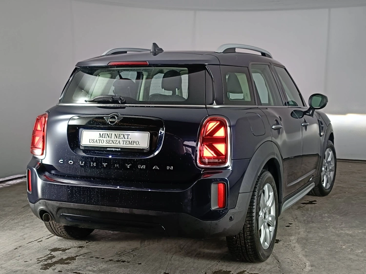 4 - MINI Countryman Mini Countryman 1.5 One D Essential auto