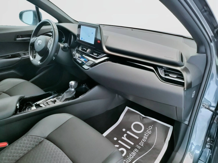 14 - Toyota C-HR C-HR 2.0h Trend e-cvt
