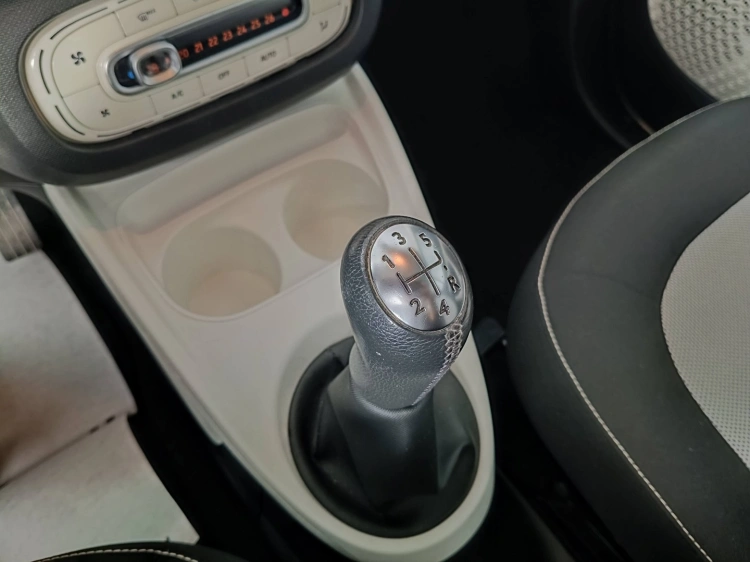 15 - smart fortwo Fortwo 1.0 Passion 71cv