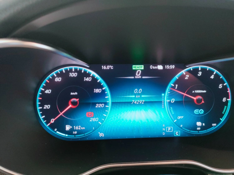 18 - Mercedes-Benz GLC Coupe 300 de phev (eq-power) Premium 4matic auto