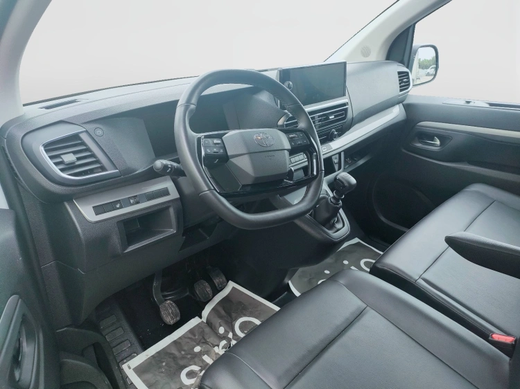 10 - Toyota Professional Proace Verso 2024 Proace Verso 2.0d 144cv S&S L2 Lounge D 9p.ti