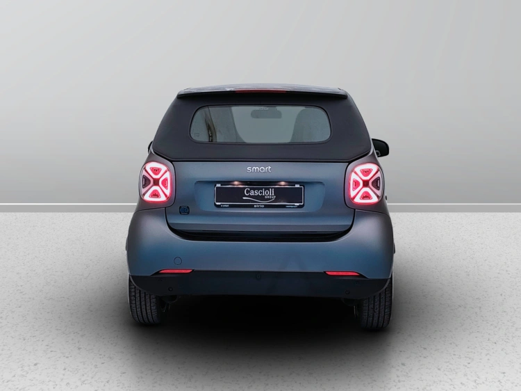 4 - smart fortwo Fortwo Cabrio eq Prime 22kW