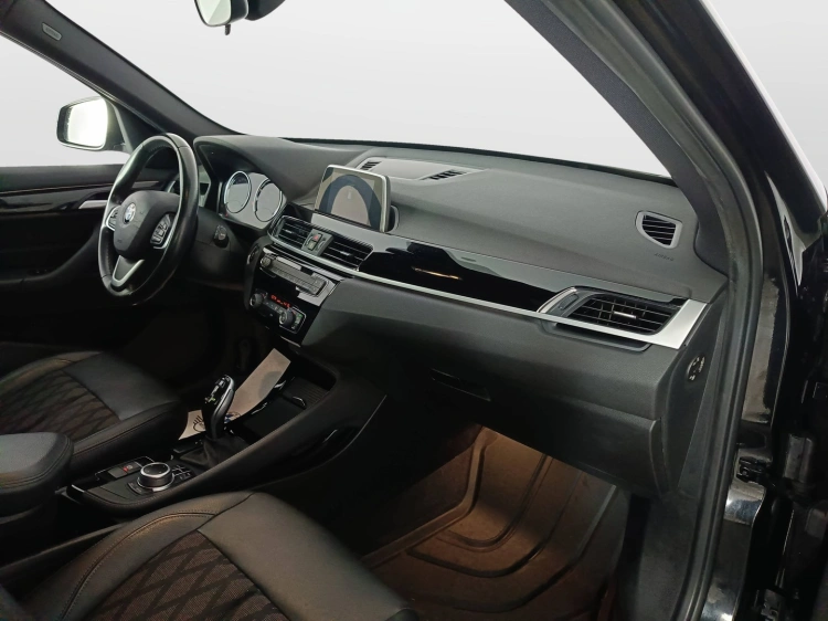 10 - BMW X1 X1 sdrive18d xLine auto my18