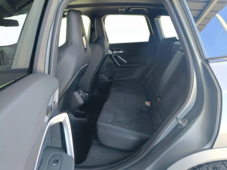 9 - BMW X1 M BMW X1 M35i xDrive