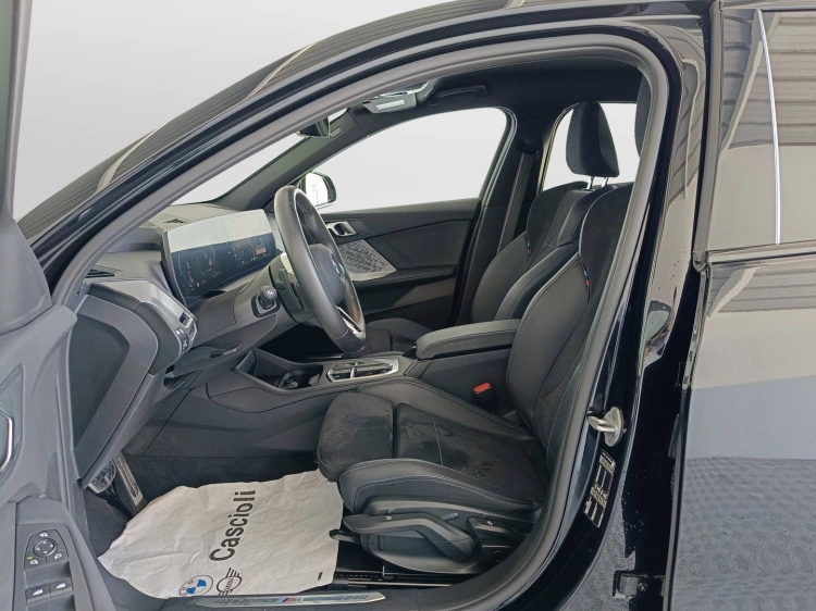 8 - BMW Serie 1 118d MSport Pro auto