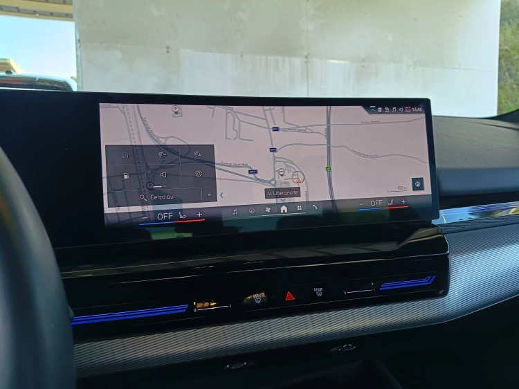 13 - BMW Serie 5 520d 48V xdrive MSport Pro auto