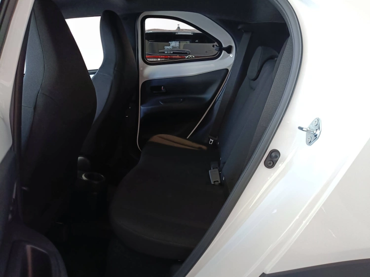 9 - Toyota Aygo X AYGO X 10B MT ACTIVE MY24
