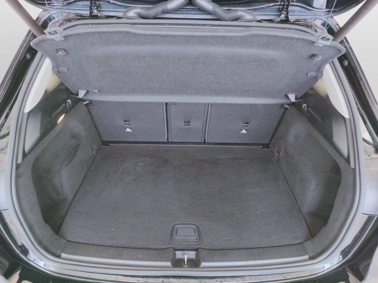 9 - Mercedes-Benz Classe B 180 d Advanced auto