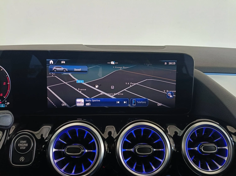 13 - Mercedes-Benz GLA 180 d AMG Line Advanced Plus auto