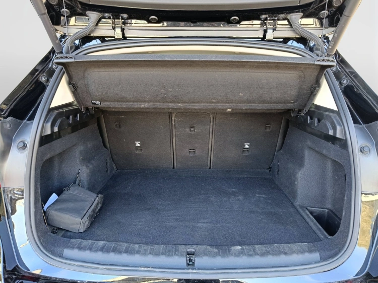 14 - BMW X1 X1 sdrive20i mhev 48V X-Line auto